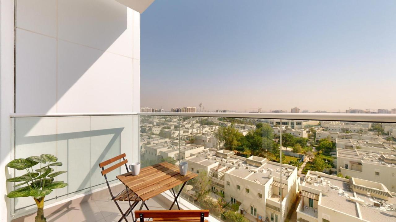 Ferienwohnung Pearlz By Danube - Airy Studio In Al Furjan Dubai Exterior foto